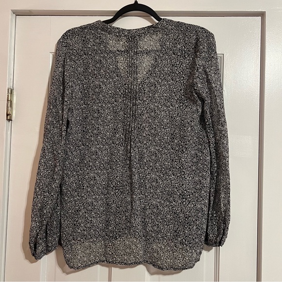 #79 JOIE BLACK WHITE FLORAL BLOUSE TOP SIZE SMALL - Picture 3 of 5